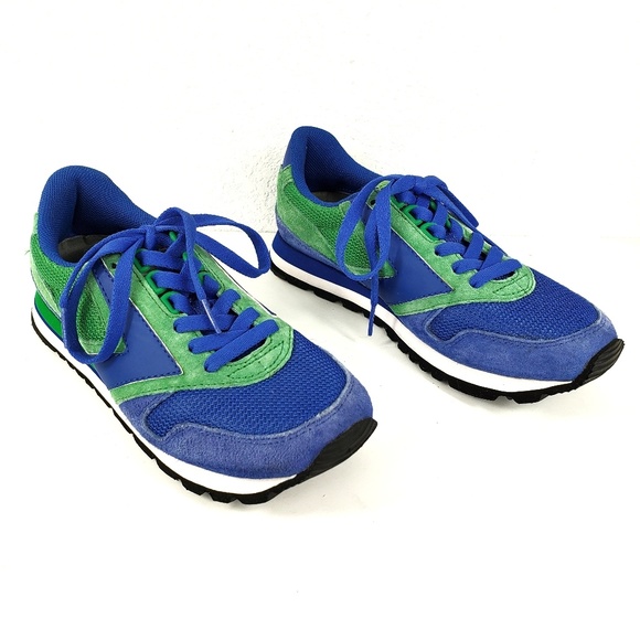 brooks classic shoes